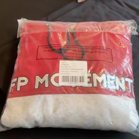 FP MOVEMENT COLORBLOCK LOGO HOODIE - Picture 12 of 12